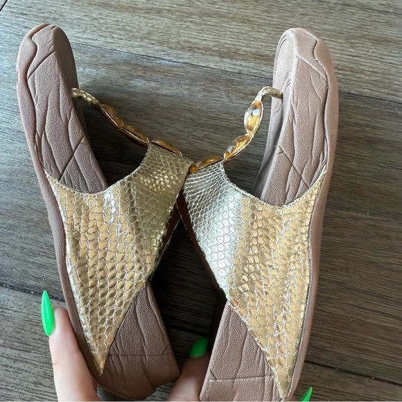 Gold jewel fitflops - Picture 5 of 7